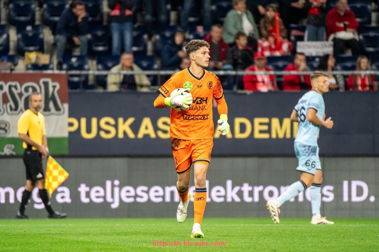 澳客足彩-2024年活塞队以新秀核心展开重建提升球迷关注度